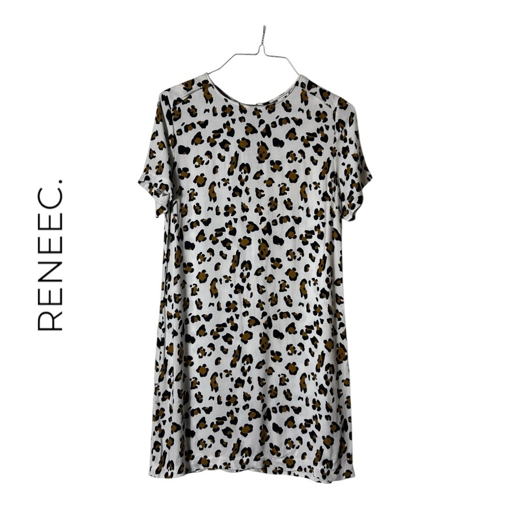 2044. RENEEC. MADE IN USA LEOPRD PRINT MINI DRESS T SHIRT DRESS SIZE SMALL WHITE